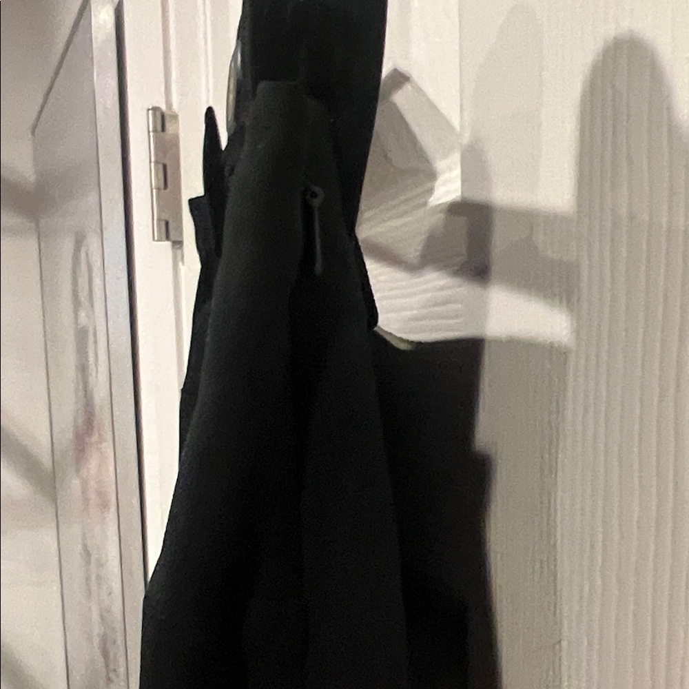 Chic Black Midi Skirt for Women - Picture 4 of 9